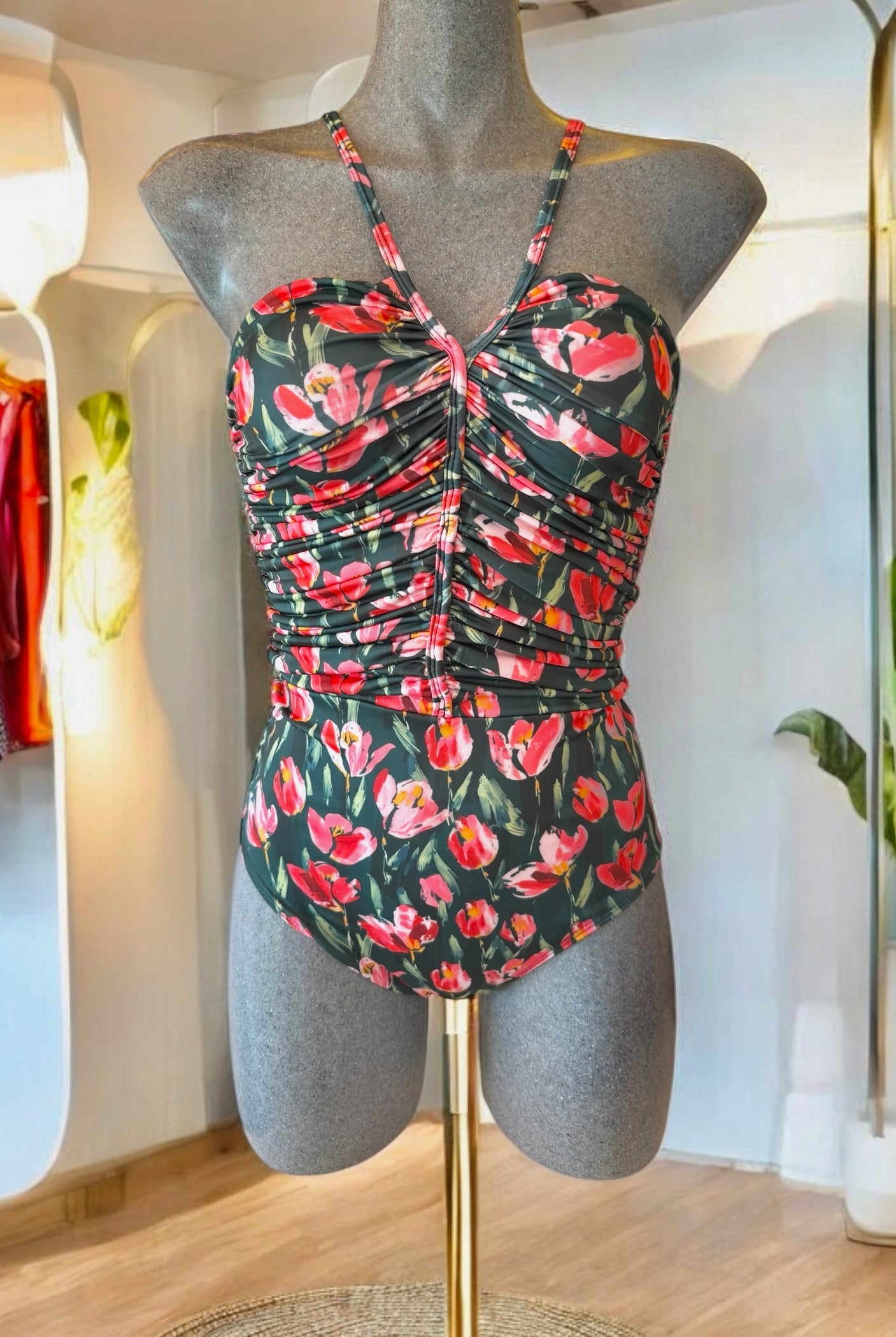 Traje de baño dama entero control abdominal Tulipán