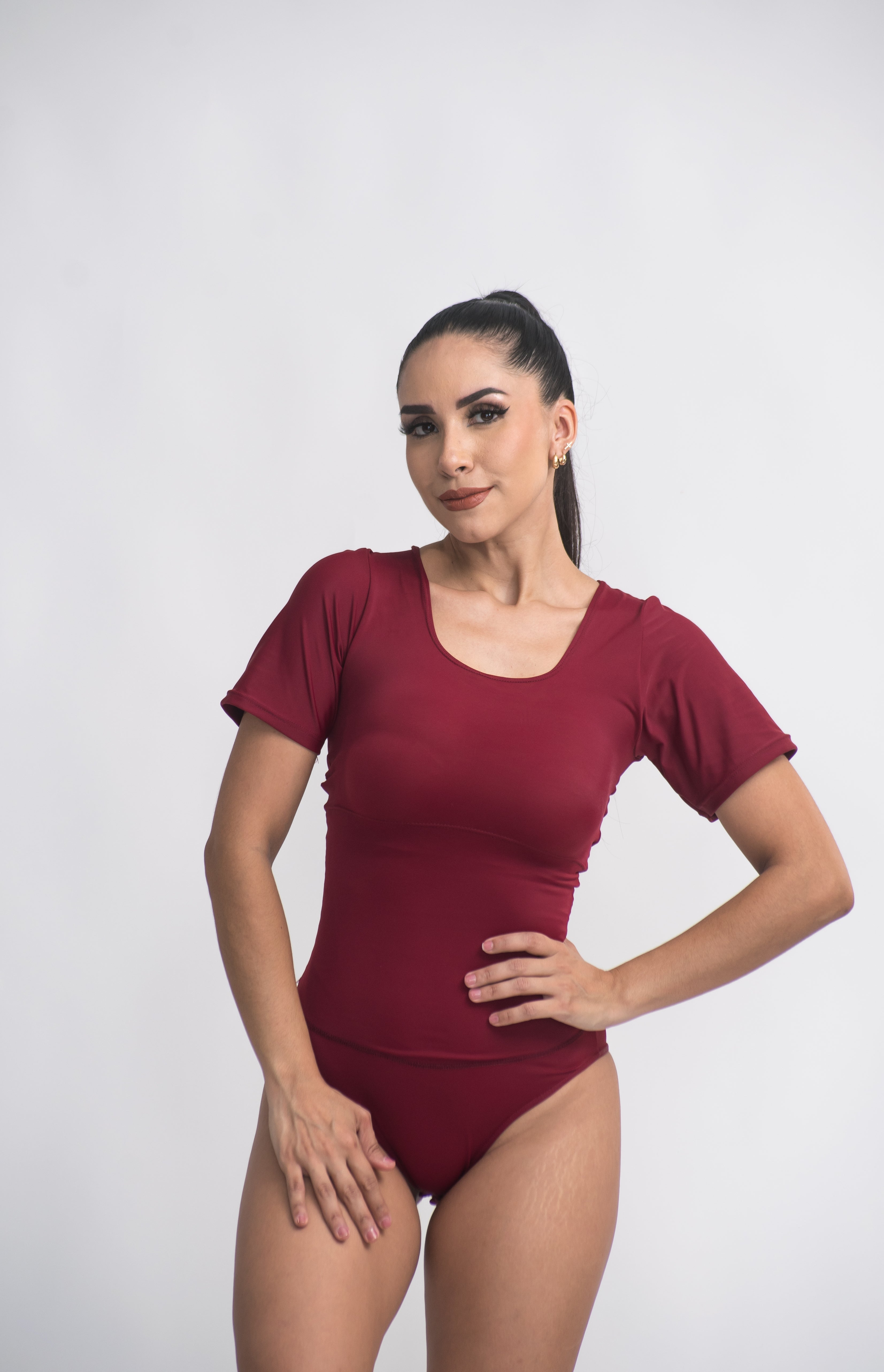 Body Reductor con mangas vino