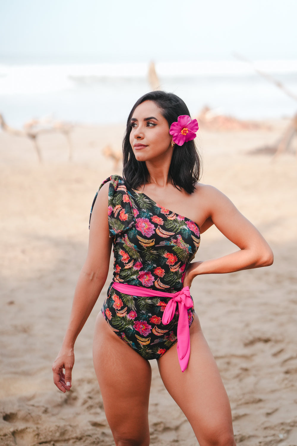 Traje de baño dama entero asimétrico Selva bonita