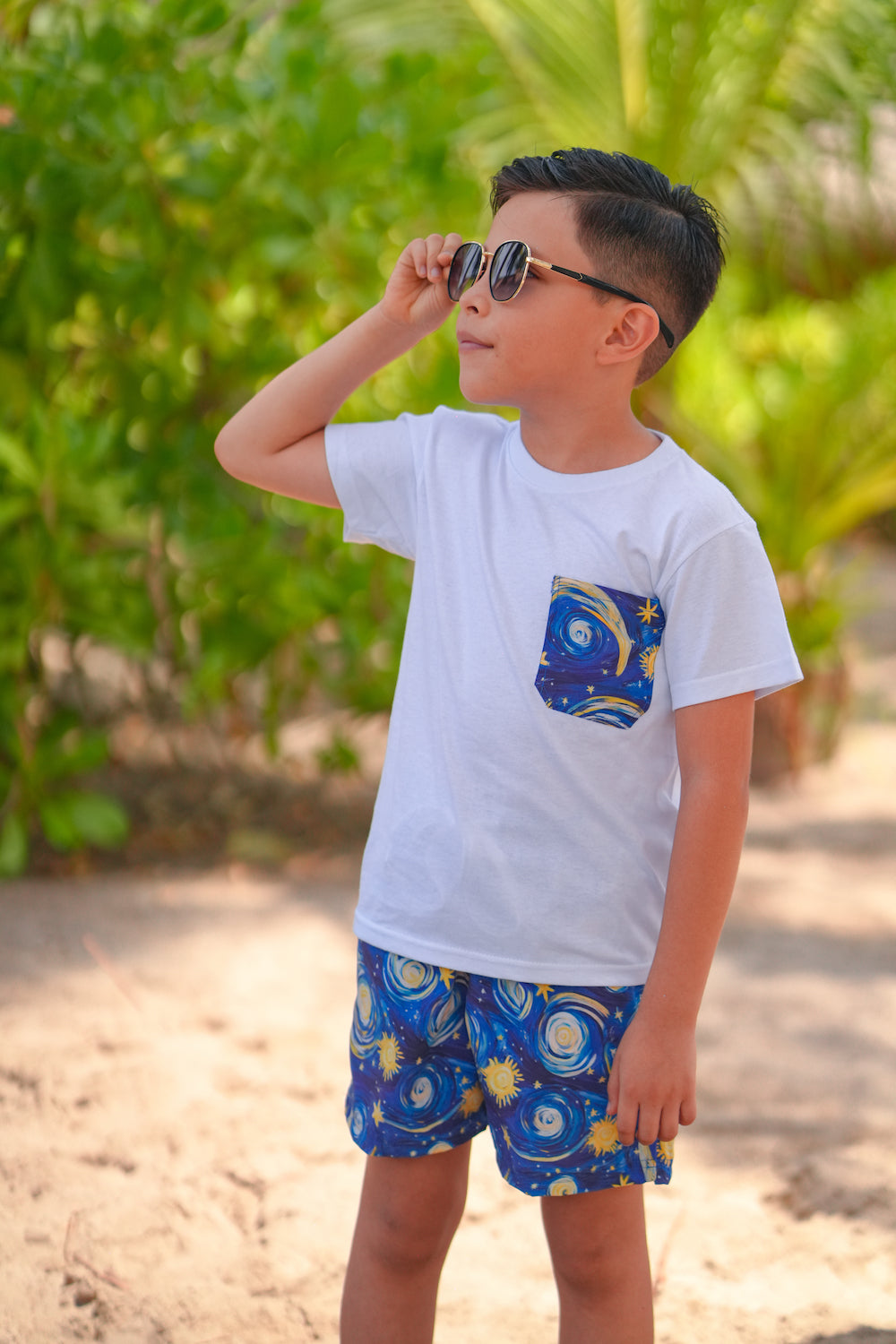 Personalized boy's T-shirt Cosmo