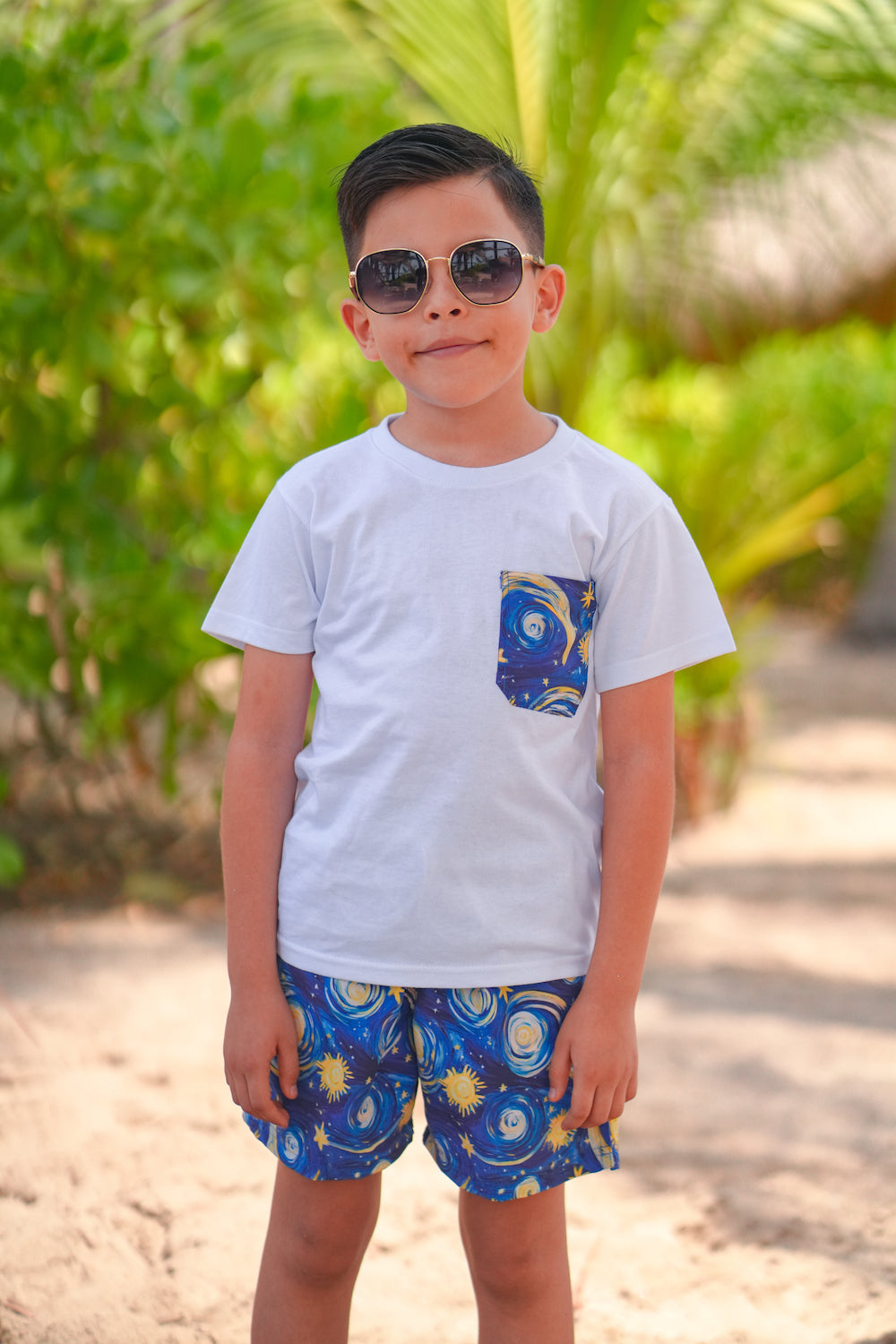 Personalized boy's T-shirt Cosmo