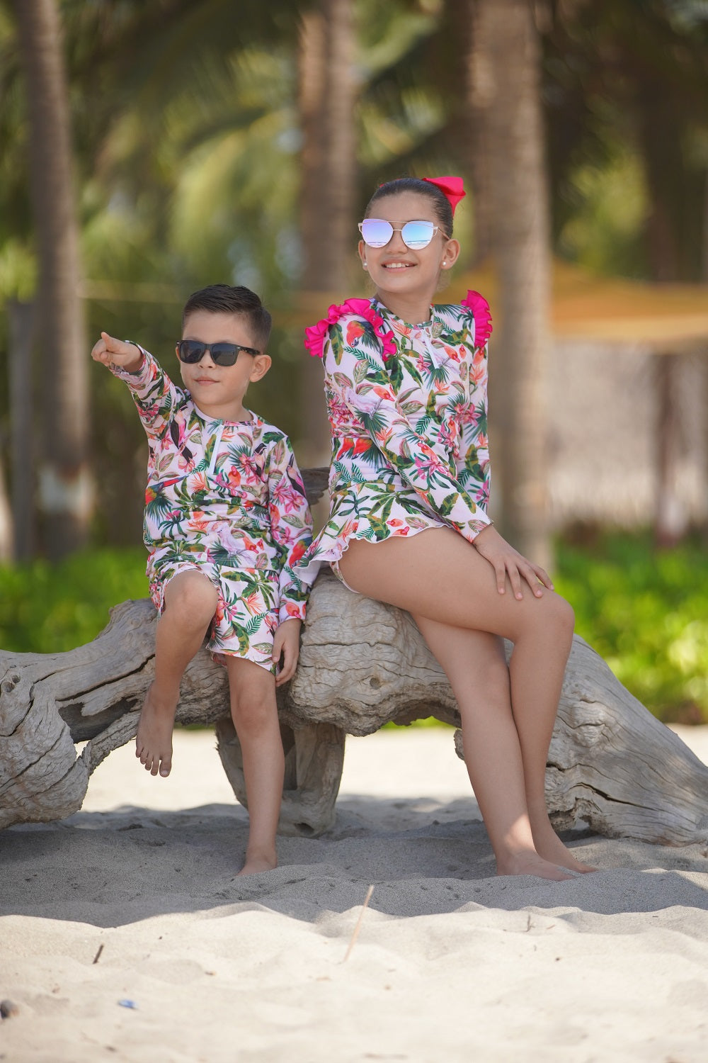 Xcaret boy's rashguard - The short is sold separately
