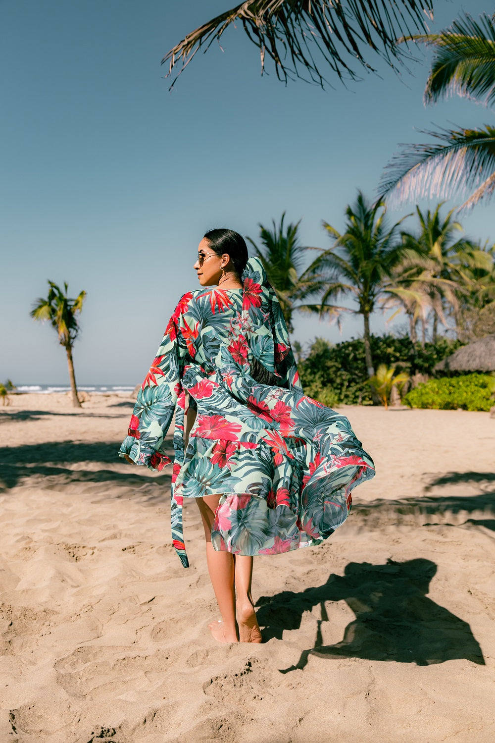 Zicatela bathrobe lady beach exit
