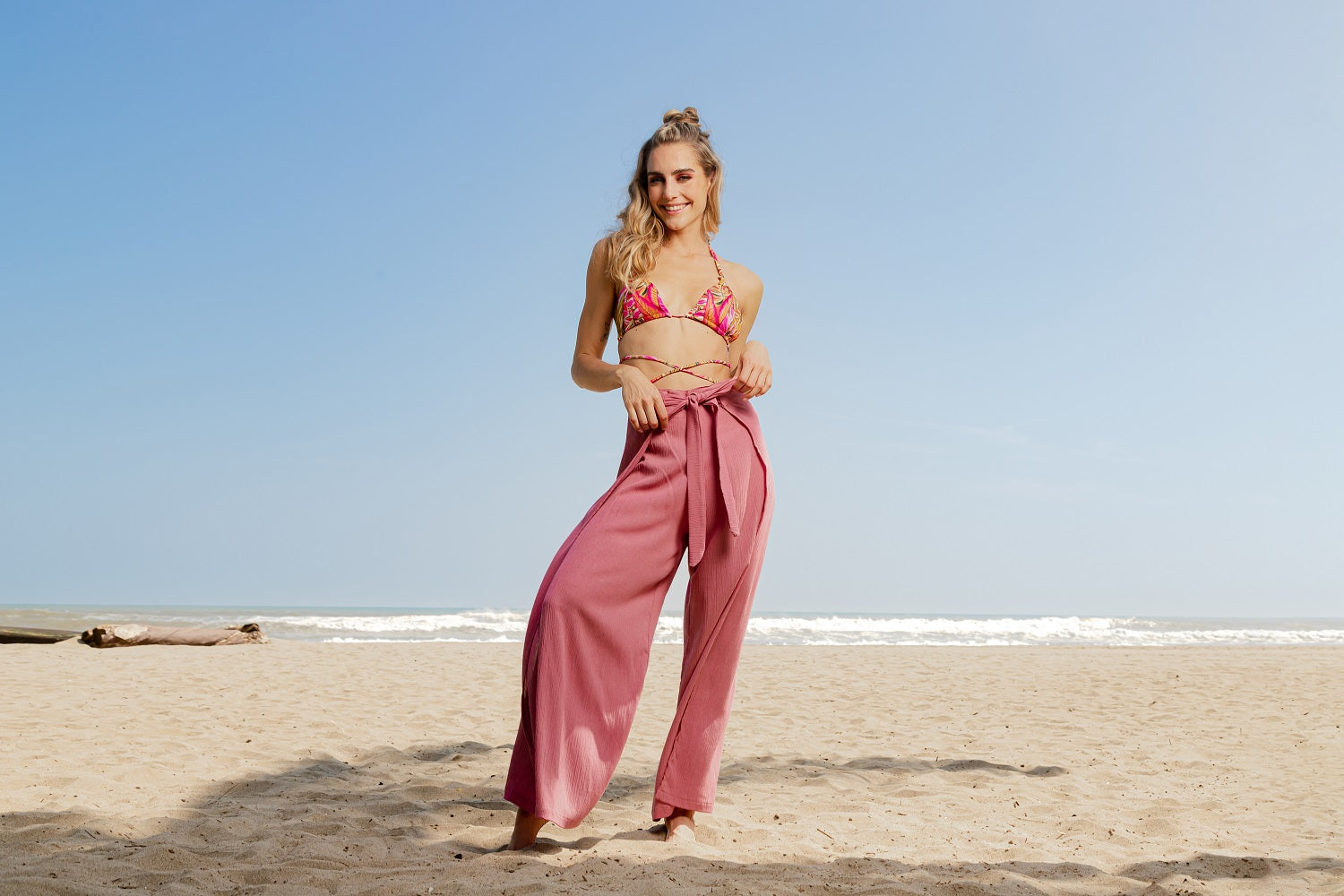 Salida de playa dama pantalón envolvente rosa palo